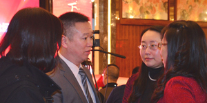 特樂意張宏宇和清華大學經濟管理學院教授肖星等重要嘉賓商談